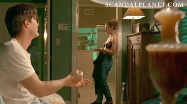 Голая Элизабет Шу в подборке сцен секса из кино