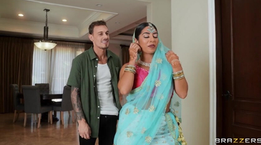 Болливуд отдыхает: индуски Зита и Гита трахают бойфрендов друг друга